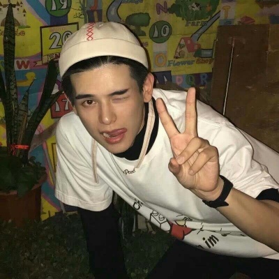 qq个性欧美头像关于蓝天的网名男生头像图片