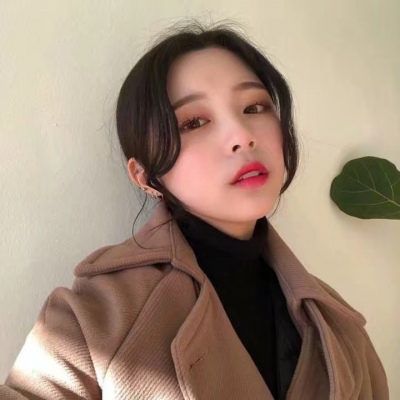 伤感头像女生带字大图图片