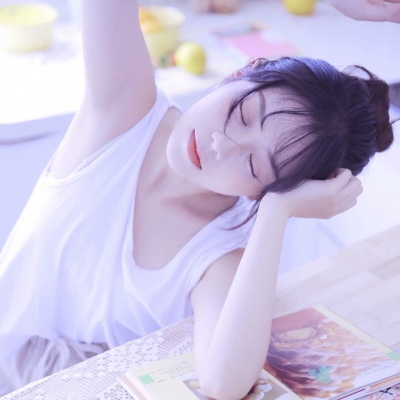 动漫黑白女生霸气头像图片