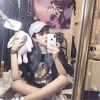 头像女生简单气质森系图片
