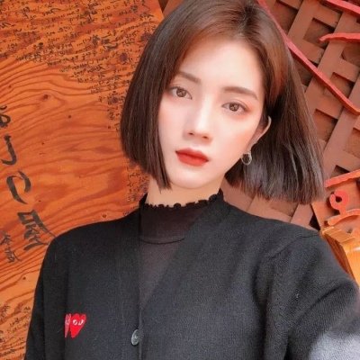 qq动漫女生霸气头像图片