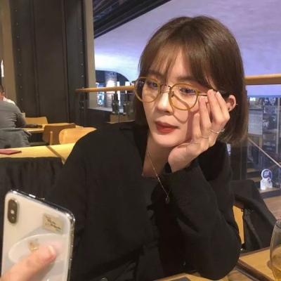 qq动漫女生霸气头像图片