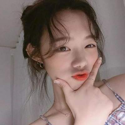 qq动漫女生霸气头像图片