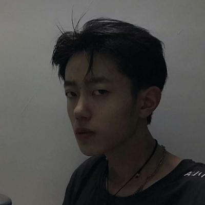 2020好看的蓝色牛仔衣服头像男生图片