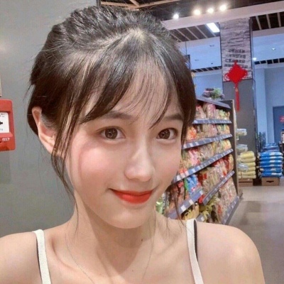 唯美女生头像侧脸短发图片