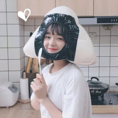 唯美女生头像侧脸短发图片