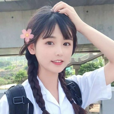 女生头像白色衬衣高清图片