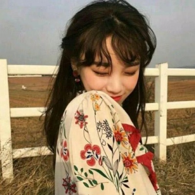 qq头像女生卡通可爱图片