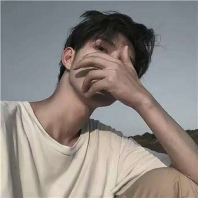 自拍照做头像男生图片