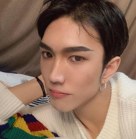 抖音韩美娟是男的还是女的 他经历了什么事情图片