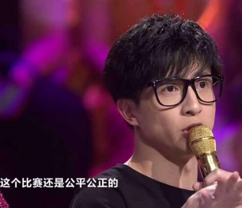 薛之谦摔话筒事件是第几期