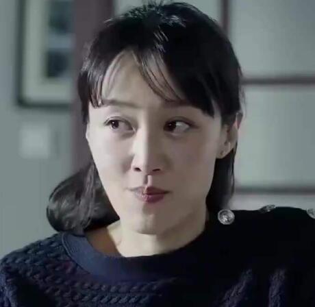 钟小艾是什么官级图片