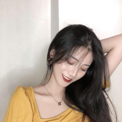 冷酷黑白动漫女生头像图片