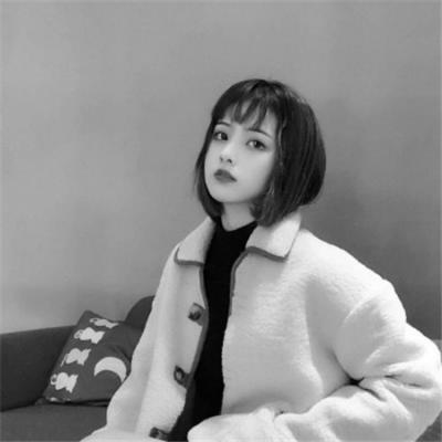 qq头像女生背影晚上图片