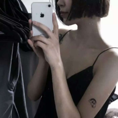 320x320女生头像图片