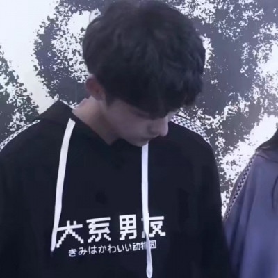 qq好看的个性网卡通男生头像图片