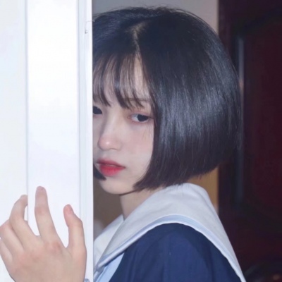 女生头像好看侧脸头像图片