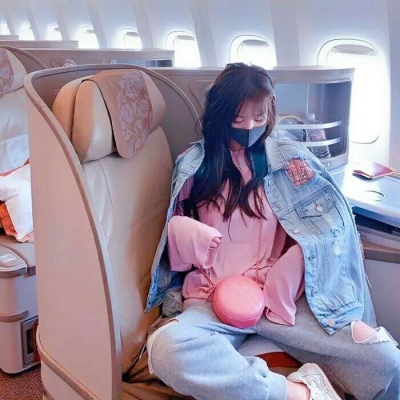 女生头像森系手绘简约图片