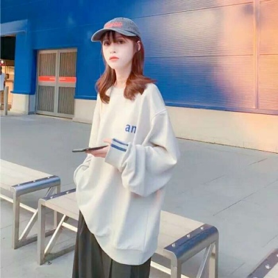 女生头像森系手绘简约图片