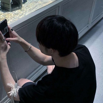 十二星座图片男生头像水瓶座图片