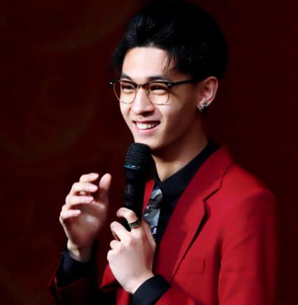 秦霄贤白月光什么梗