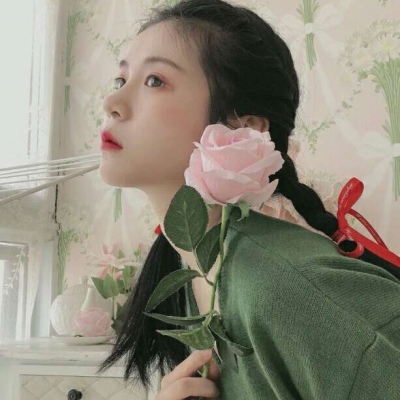 女生头像空气刘海短发图片