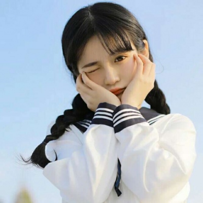 女生头像空气刘海短发图片