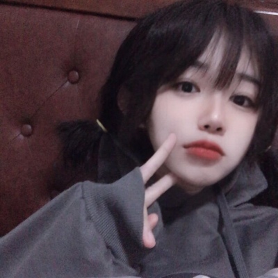 qq头像女生和男生动漫图片