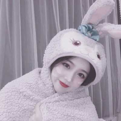 qq头像女生和男生动漫图片