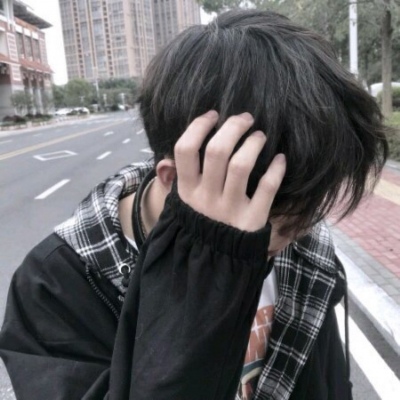 qq帅气霸气的男生下半身头像图片