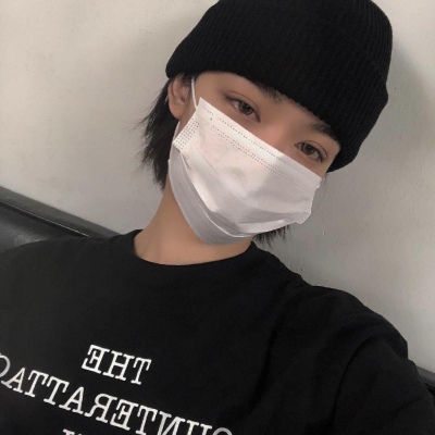 冷酷痞痞的动漫可爱男生病态头像图片