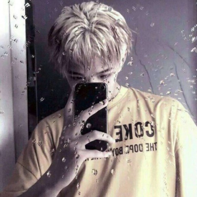 冷酷痞痞的动漫可爱男生病态头像图片