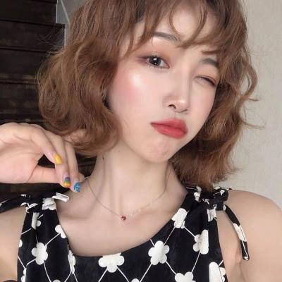 白发短发头像女生头像图片