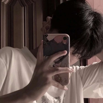 00后手机控qq头像动漫男生全身蓝色图片