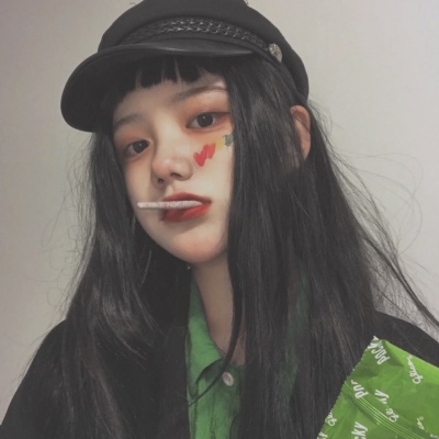 qq个性网头像女生精选图片