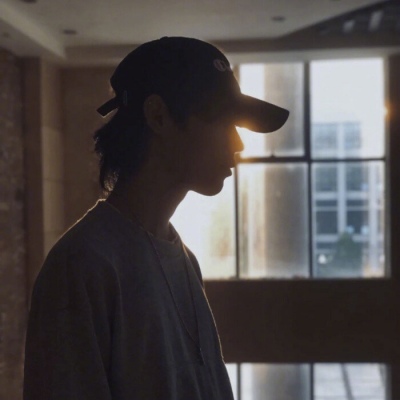 失望的暗黑头像男生图片