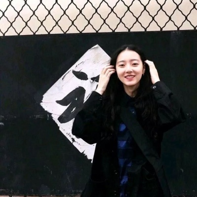qq头像个性签名女生图片