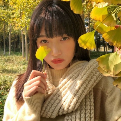 唯美女生头像侧脸短发图片