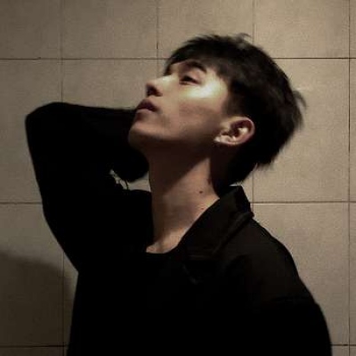 酷酷的伤感头像男生喝酒图片大全图片