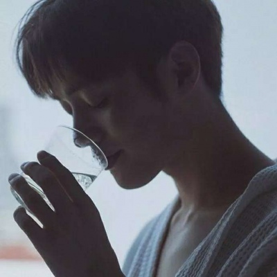 微信快手头像眼镜男生图片