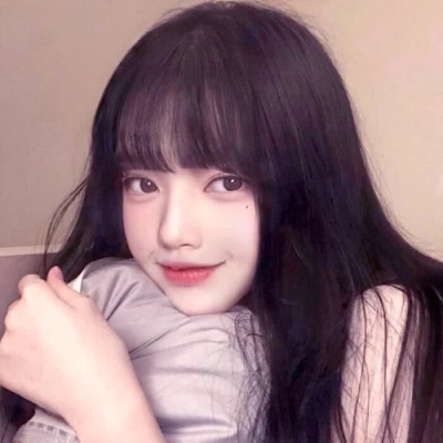 qq女生头像一男一女背图片