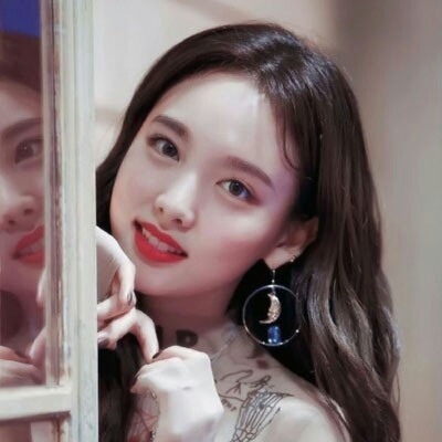 qq头像动漫女生文艺图片