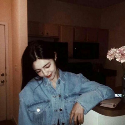 qq头像动漫女生文艺图片