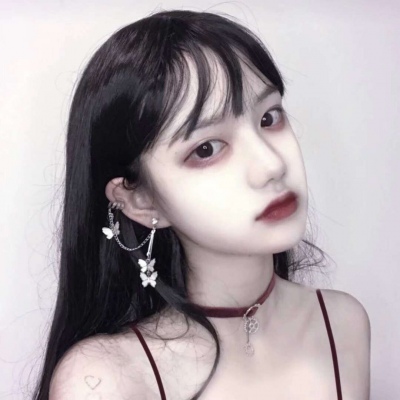qq头像女生有带字头像图片