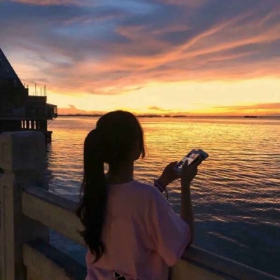 素描女生动漫头像图片图片