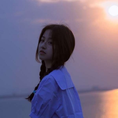素描女生动漫头像图片图片