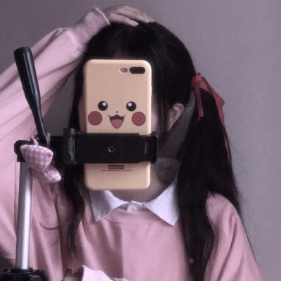 qq头像女生带字毕业季图片