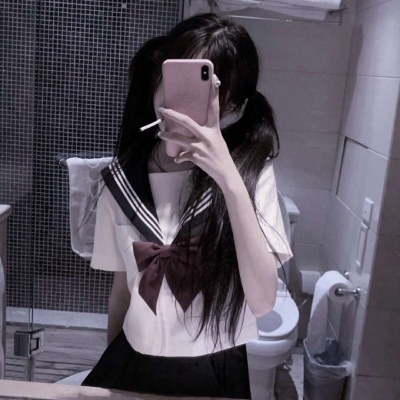 qq头像女生带字毕业季图片