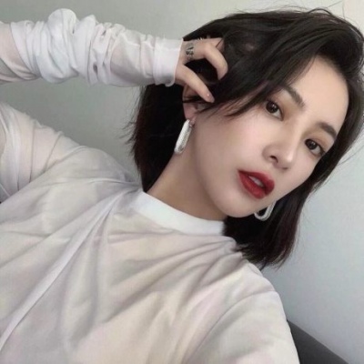 霸气侧漏qq头像女生图片