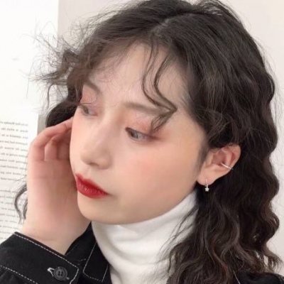 霸气侧漏qq头像女生图片